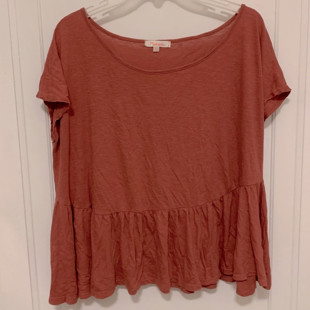 Women’s Floaty Peplum Top women’s size Large in Burnt orange color